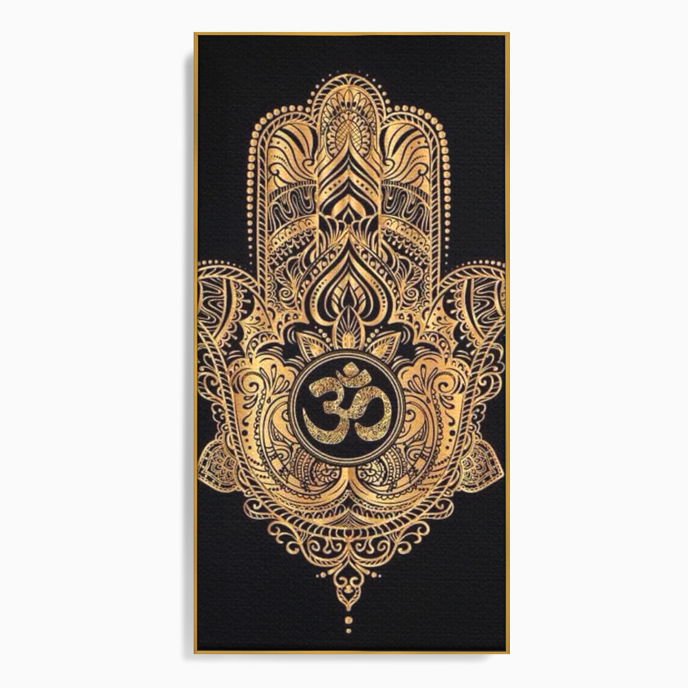 Tablou canvas cu illustratie digitala hamsa aurie, in rama de aluminiu auriu